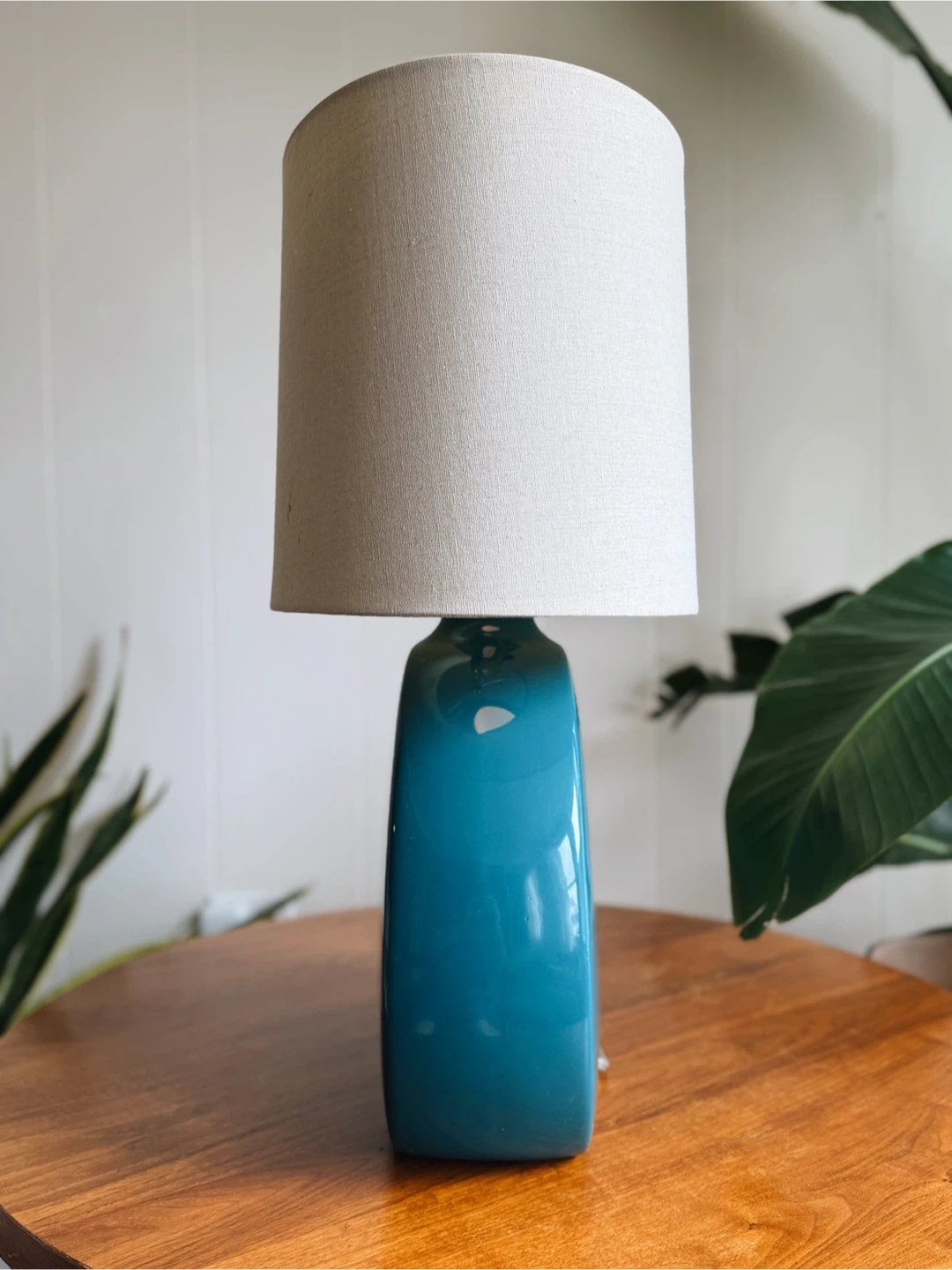 Blue Ceramic Table Lamp with White Shade Pair - photo 2