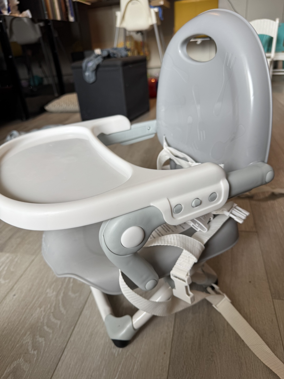 Chicco Pocket Snack Booster Seat - photo 3