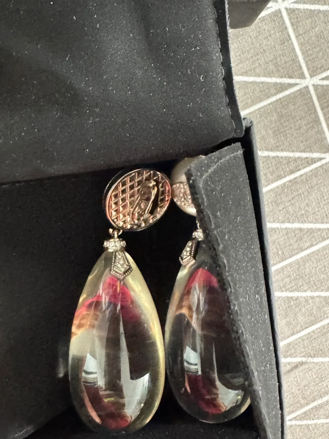 Drop Earrings with Box image indicator(2)