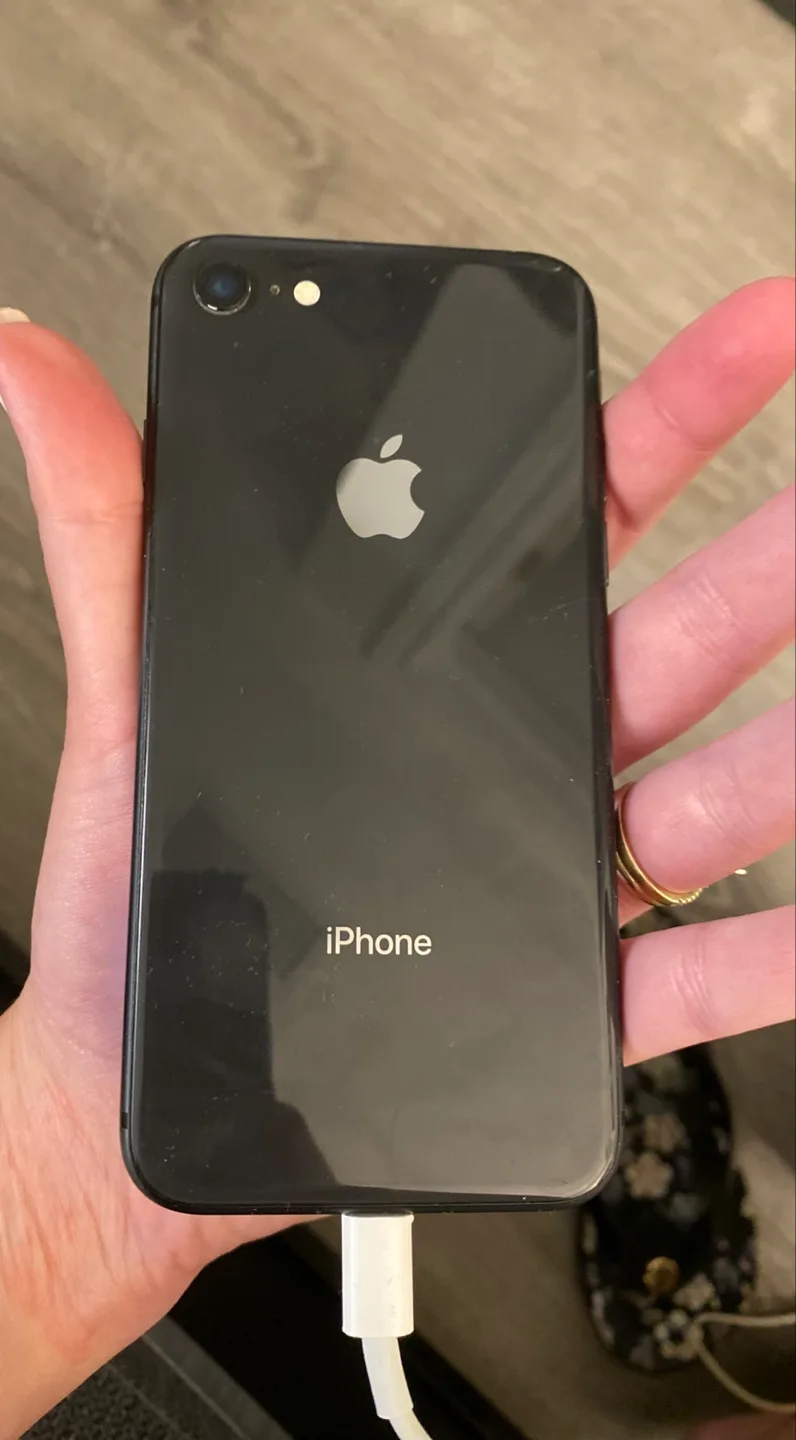 Apple iPhone 8 - Black 64 GB image indicator(2)