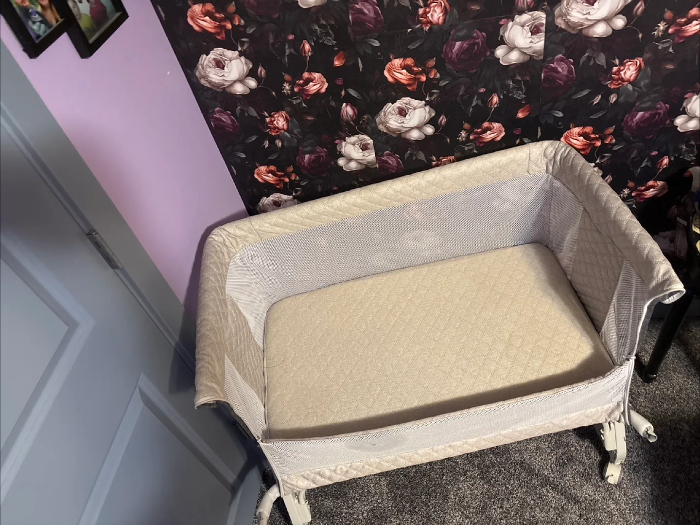 Baby Bassinet - Grey and White image indicator(3)