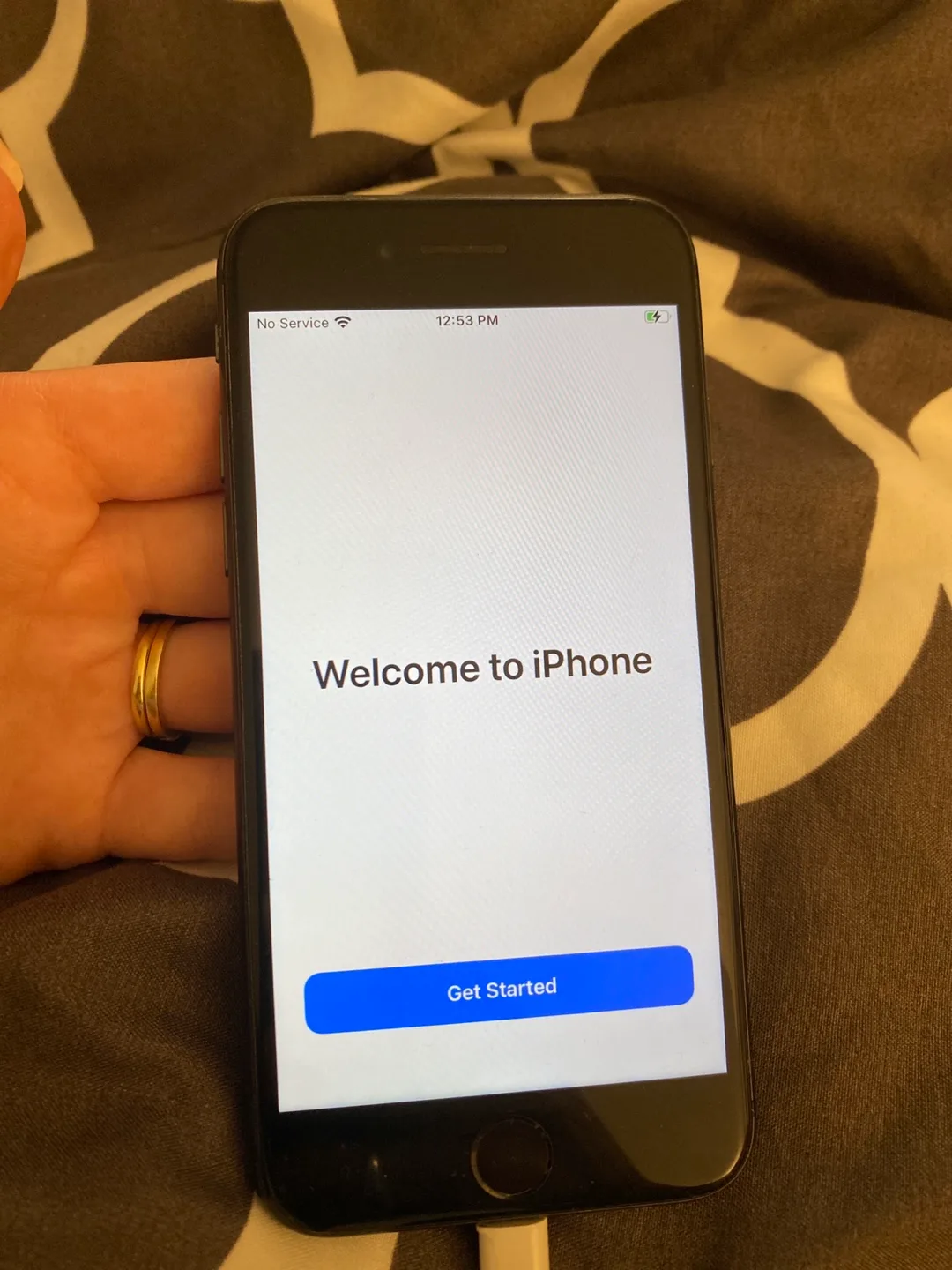 Apple iPhone 8 - Black 64 GB image indicator(3)