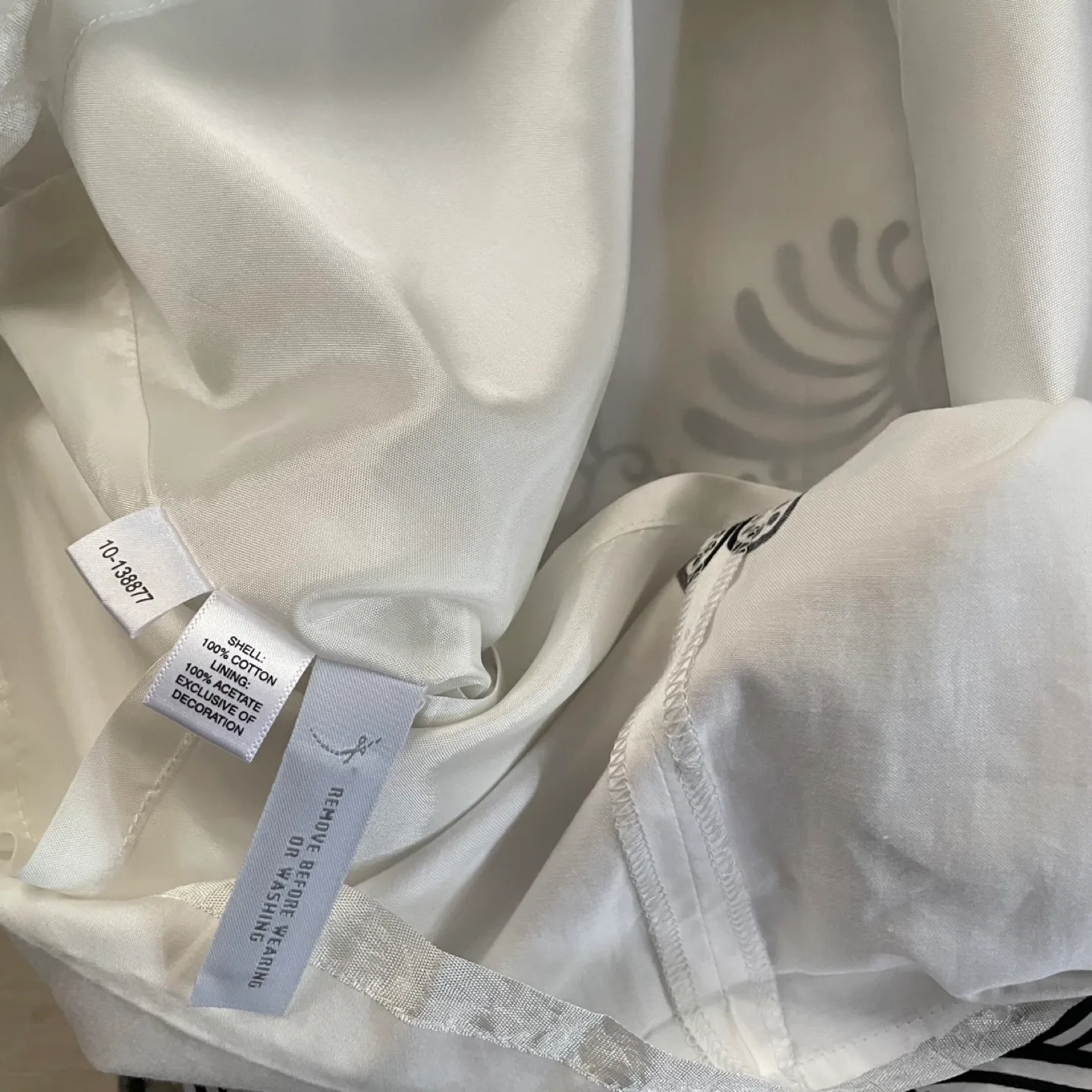 Ann Taylor Black & White Dress Size 0 image indicator(8)