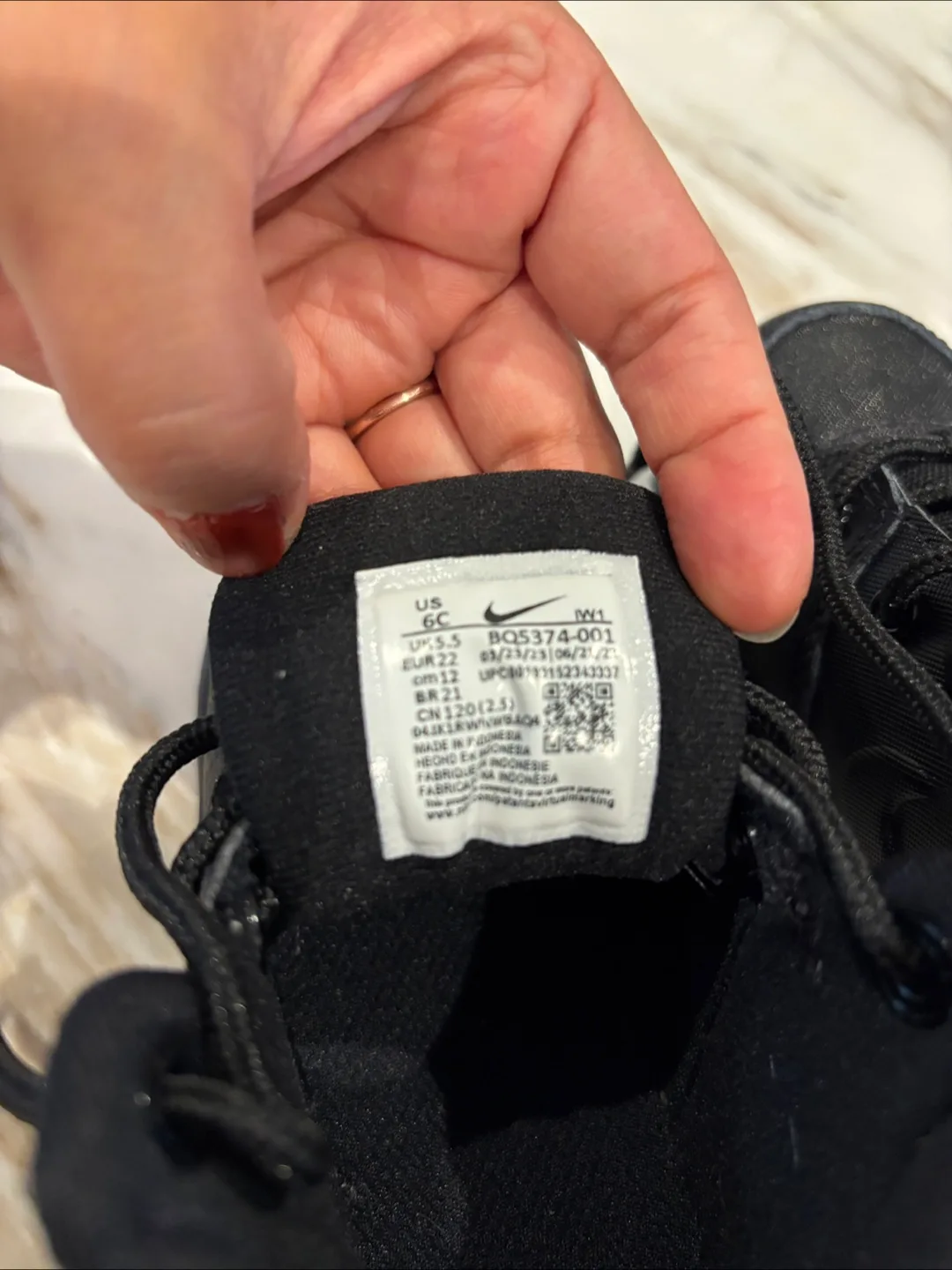 Nike Toddler Black Boots Size 6C image indicator(3)