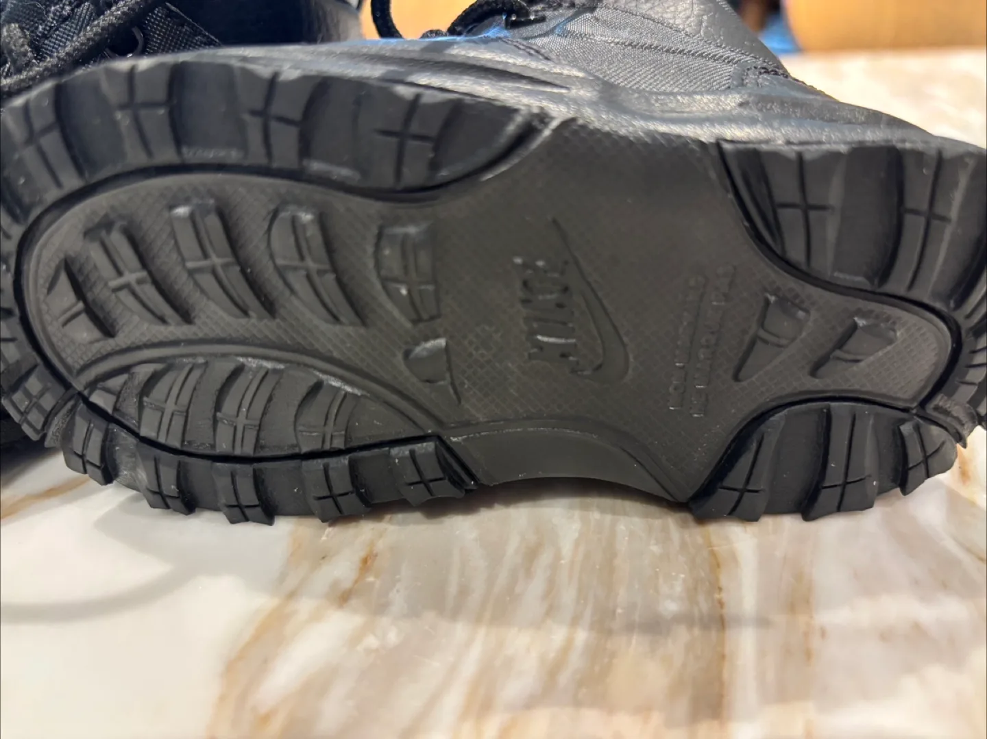 Nike Toddler Black Boots Size 6C image indicator(2)