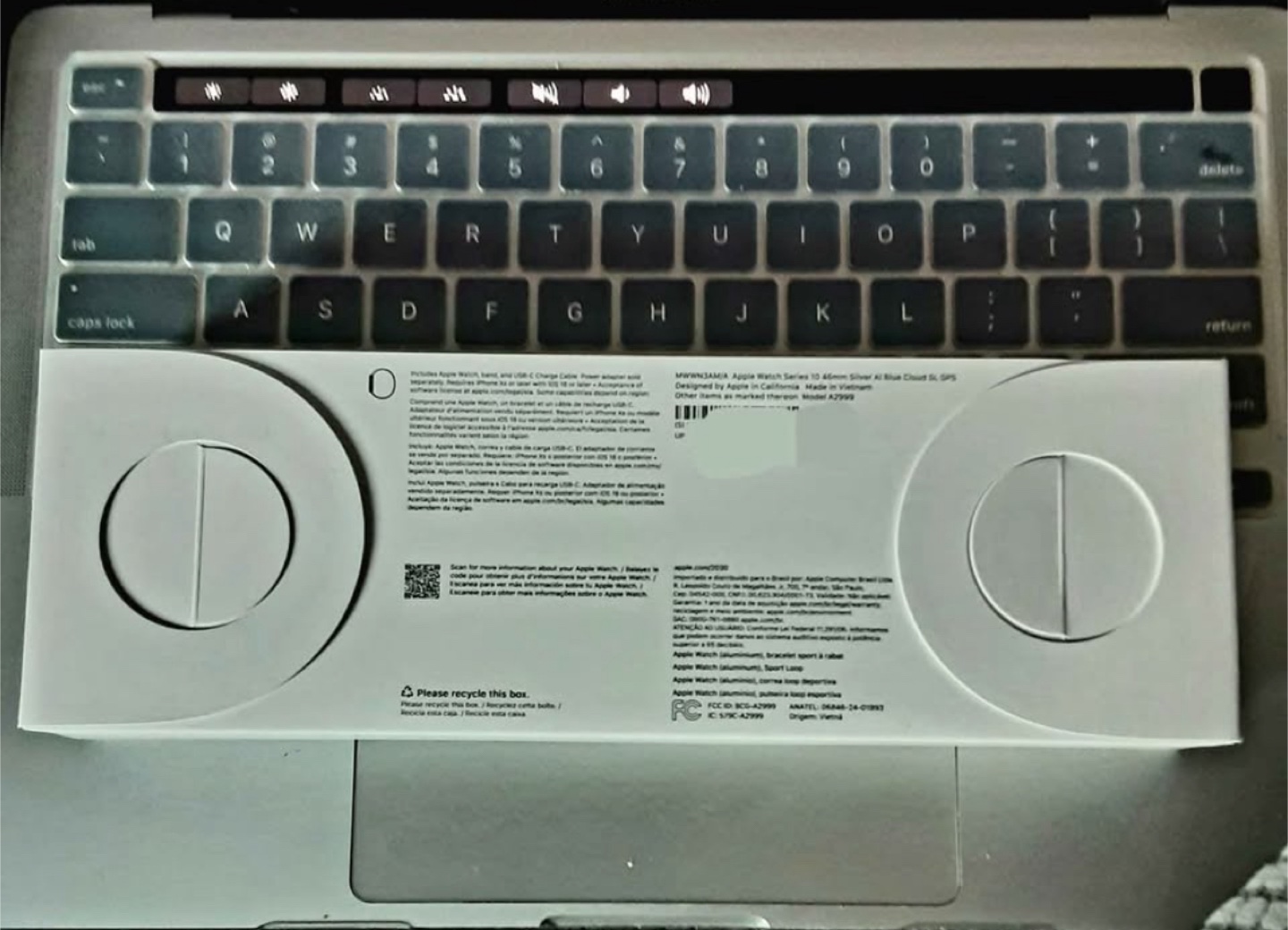 Apple Watch Series 10 46mm gps Silver Aluminum - photo 2