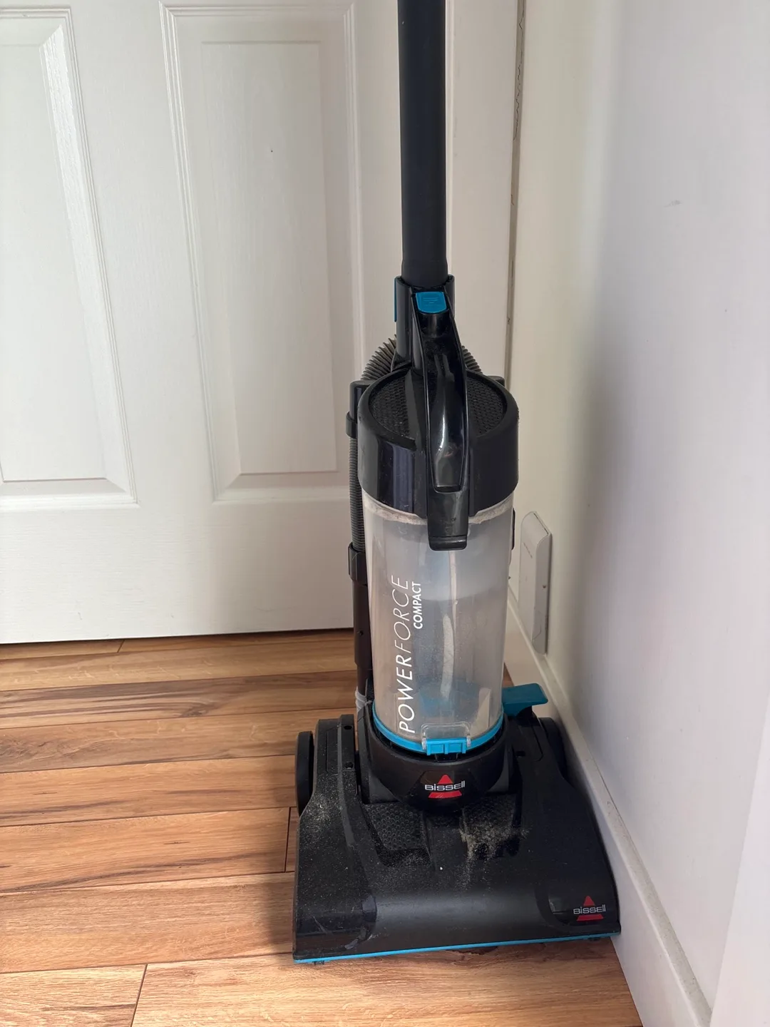 Bissell PowerForce Compact Vacuum thumbnail