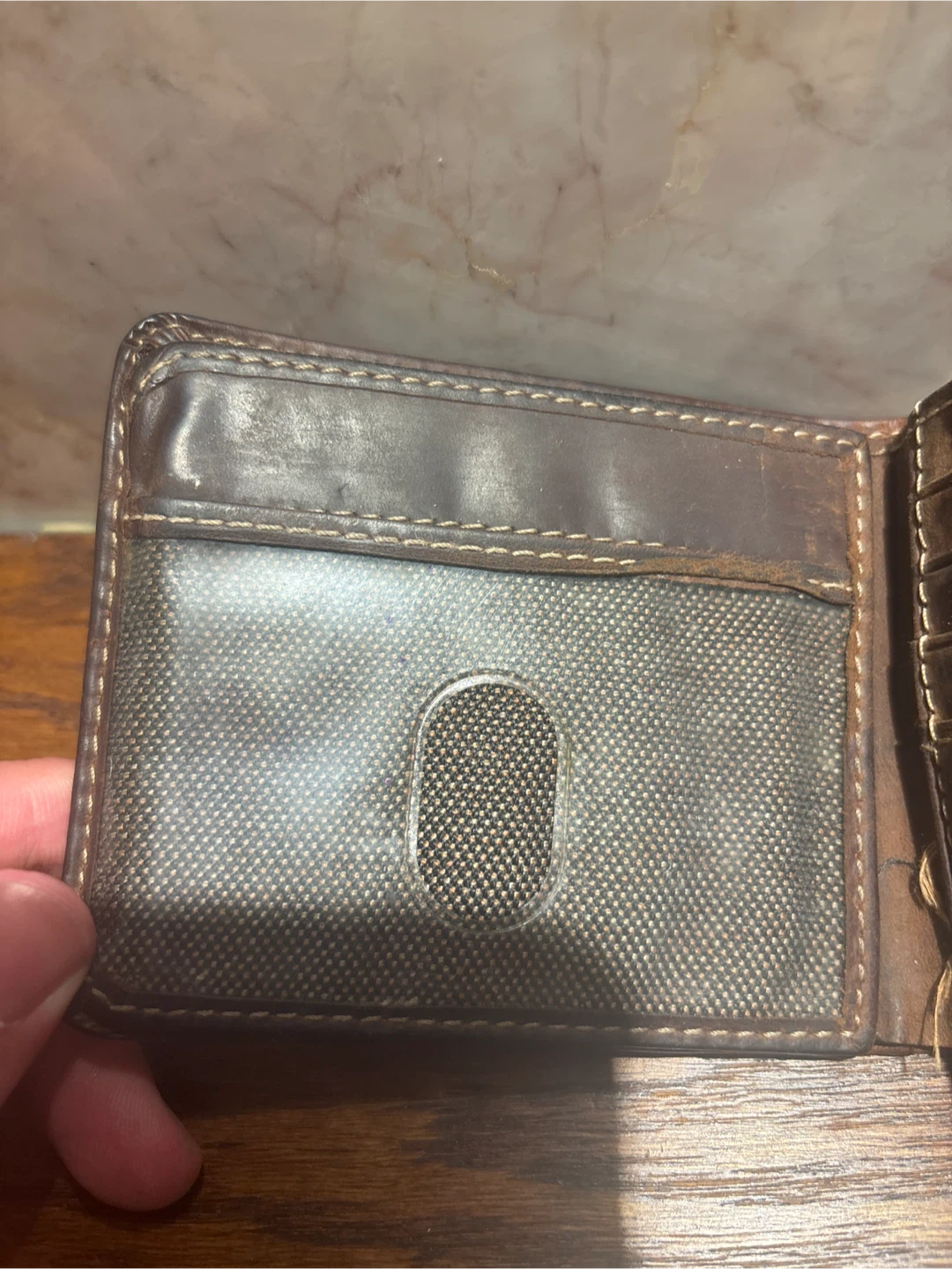 Fossil Brown Leather Wallet - photo 4