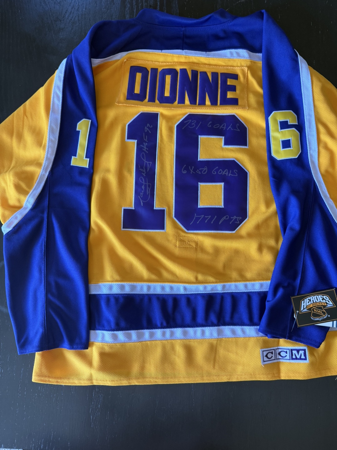 CCM Los Angeles Kings Marcel Dionne Signed Jersey - photo 2