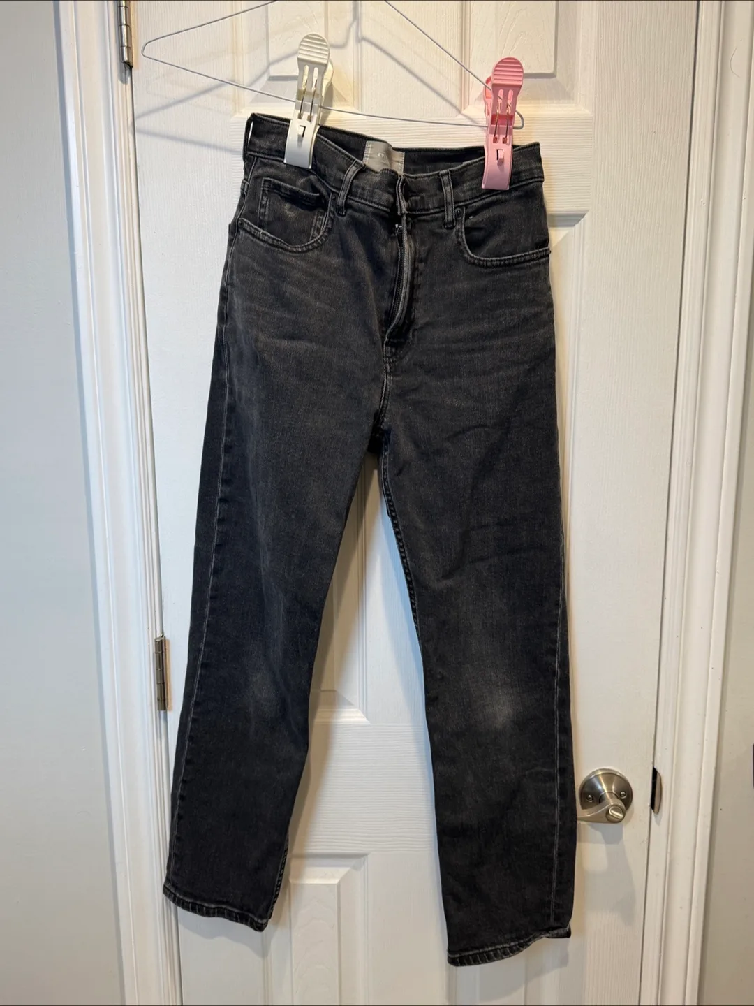 Everlane The Cheeky Jean - Size 28 Crop thumbnail