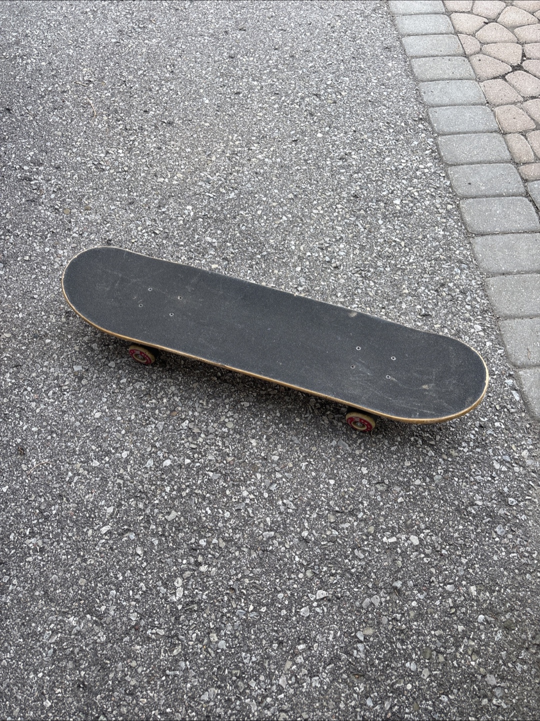 Used Skateboard - photo 3