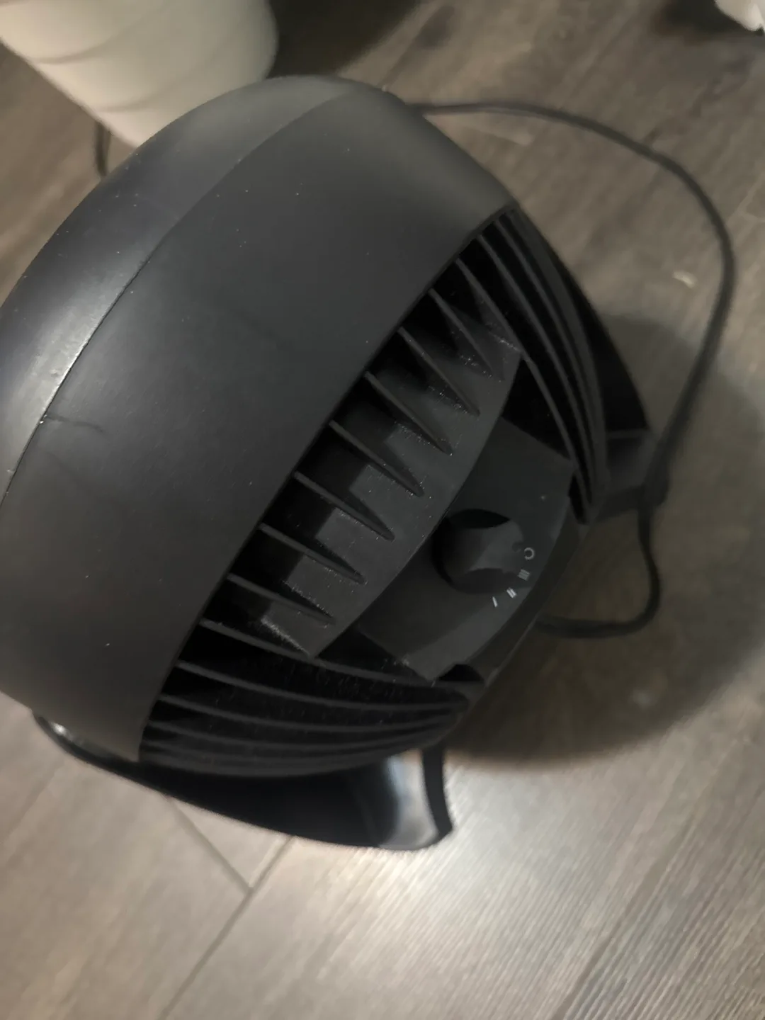 Honeywell Black Table Fan image indicator(2)