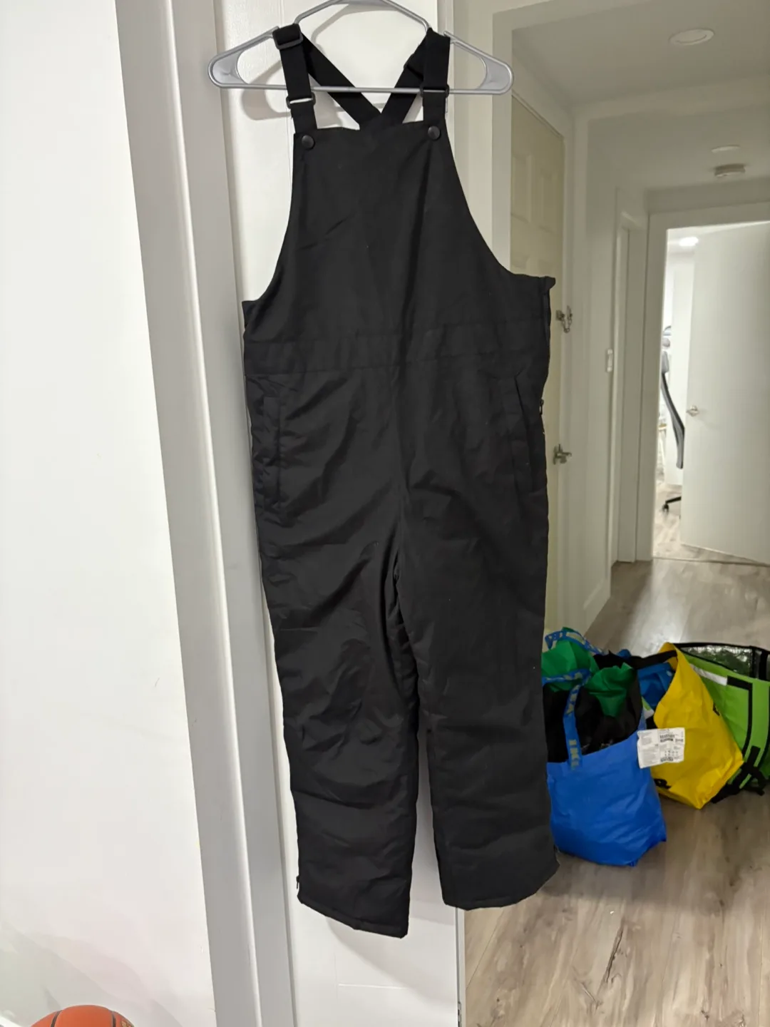 Black Snow Bibs XL (14-16) thumbnail