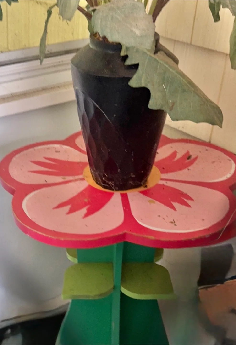 Flower table thumbnail