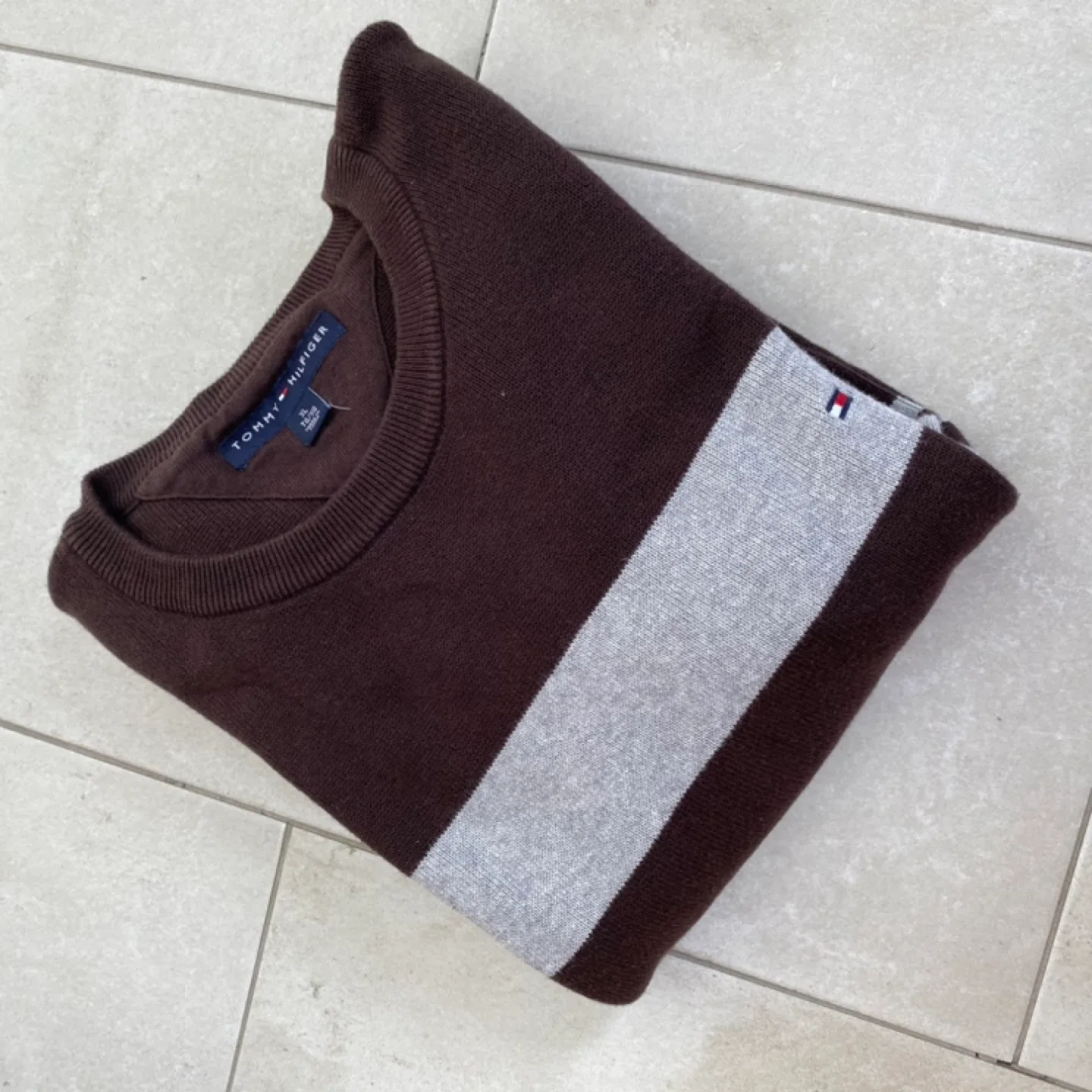 Tommy Hilfiger Brown Sweater - XL image indicator(5)