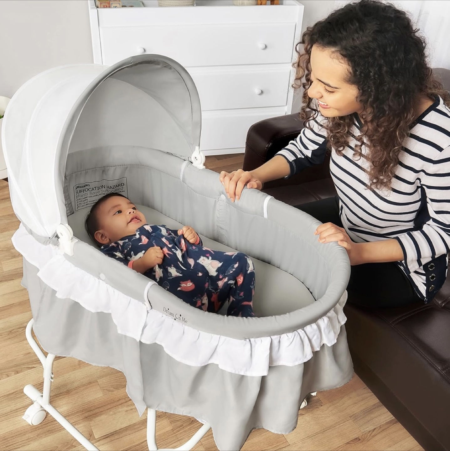Portable 2-in-1 Bassinet & Cradle – Light Grey (NEW, SEALED) - photo 2