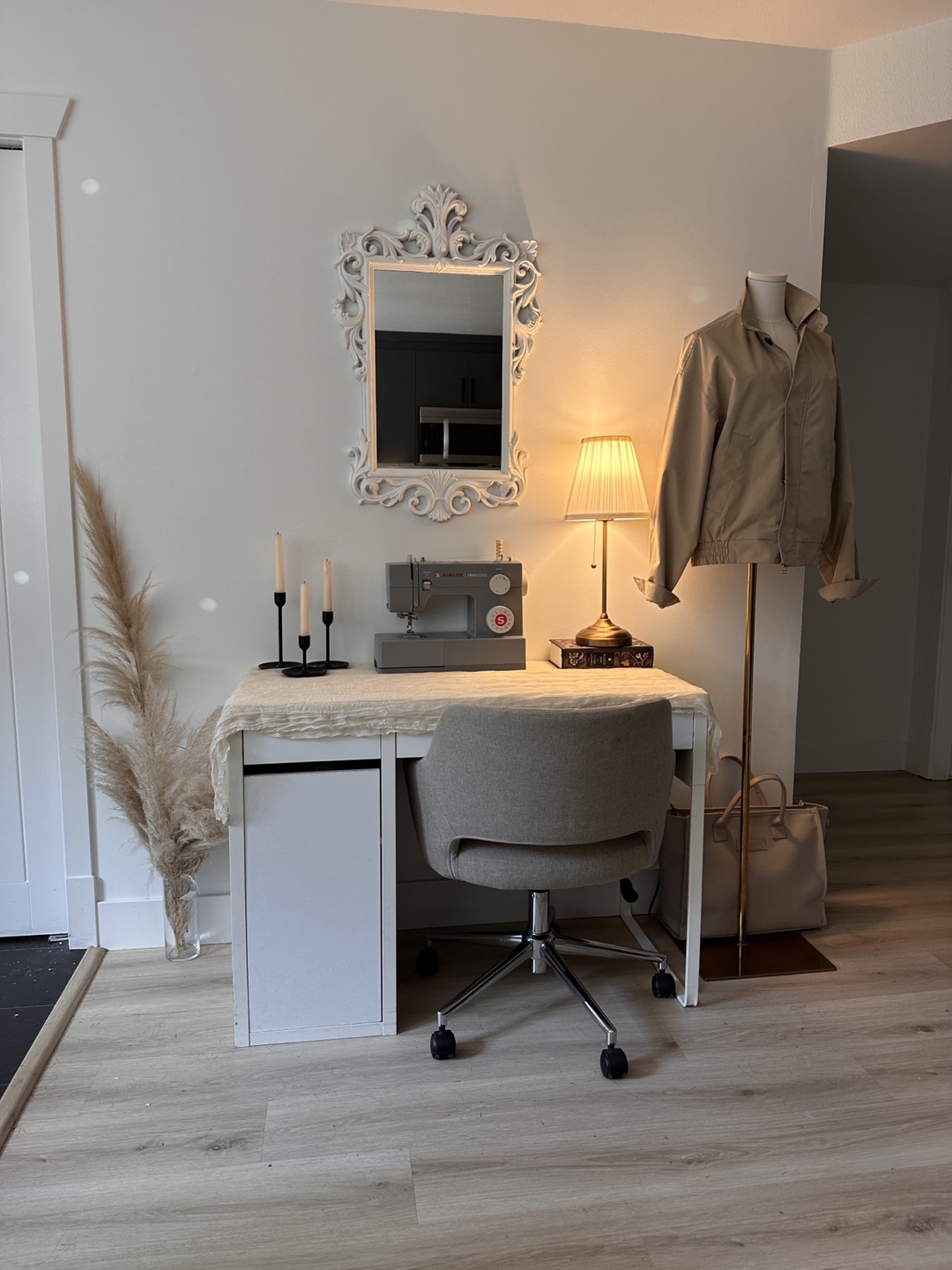 Ornate White Framed Mirror - photo 4