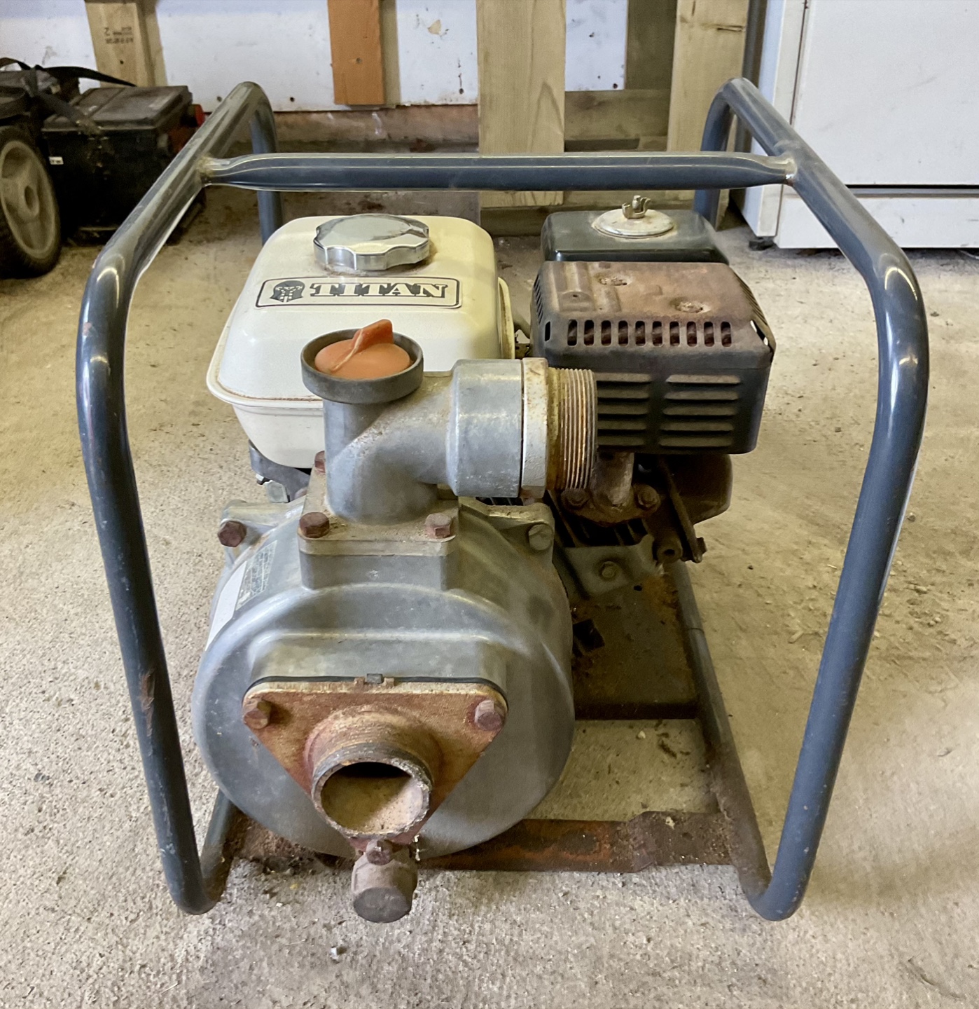 Titan Water Pump - photo 2