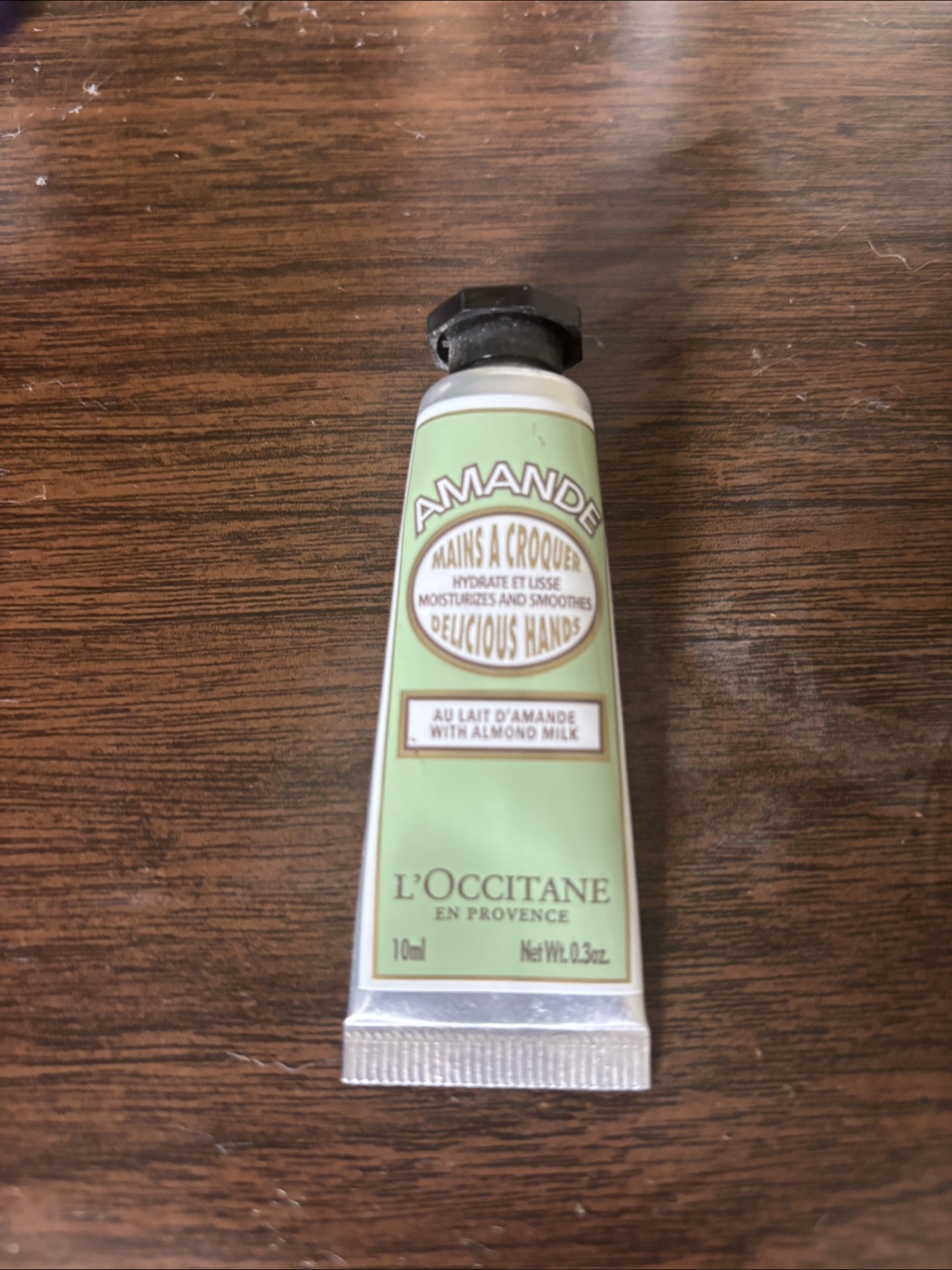 L'Occitane Amande Delicious Hands Cream (10ml)