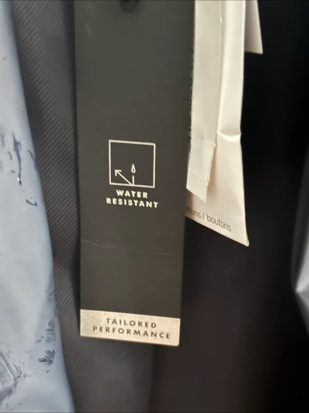 Banana Republic Tailored Performance Raincoat - M image indicator(4)