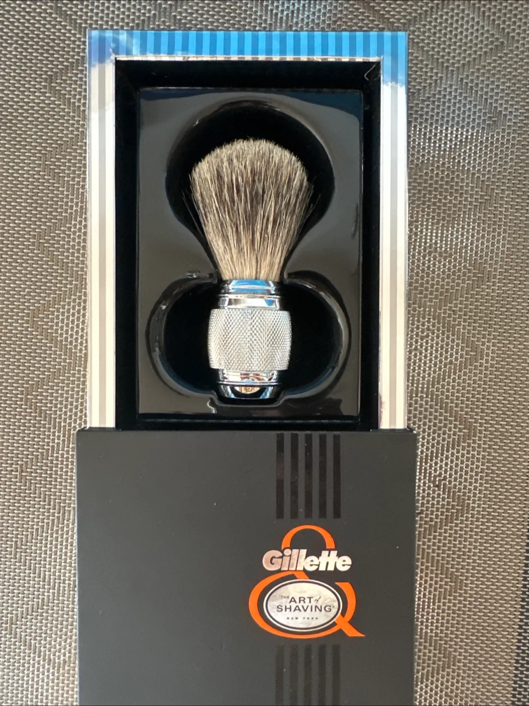 New Gillette Fusion Chrome Collection Shaving Brush image indicator(2)