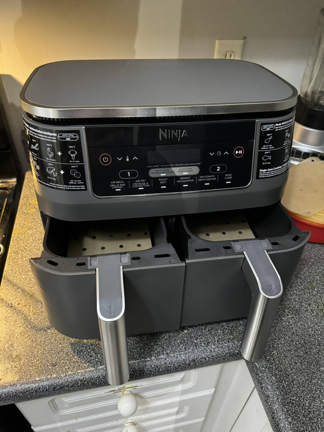 Ninja Dual Basket Air Fryer + Free Accessories (Like New) - photo 2