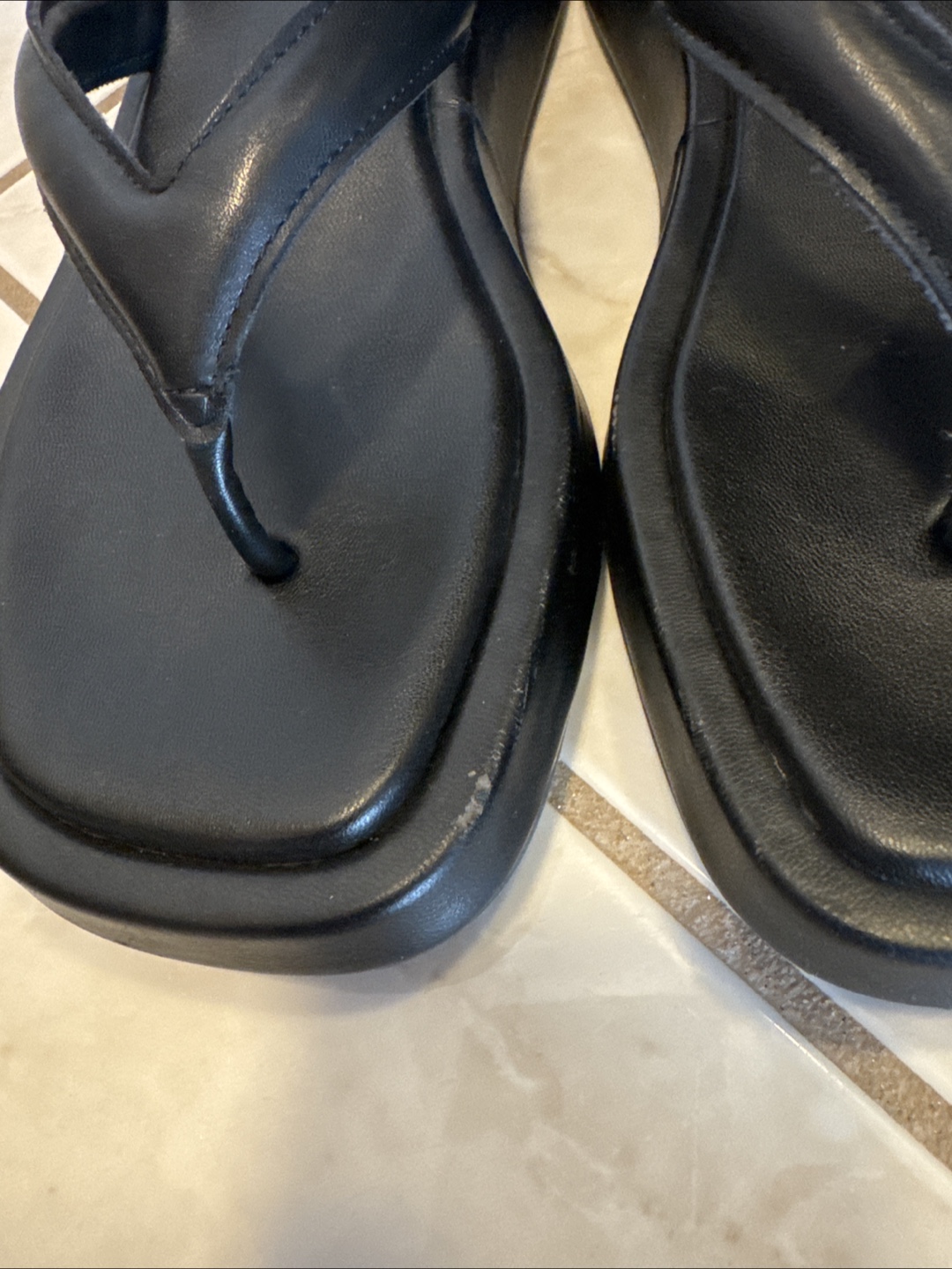 MNG Black Leather Flip Flops - photo 2