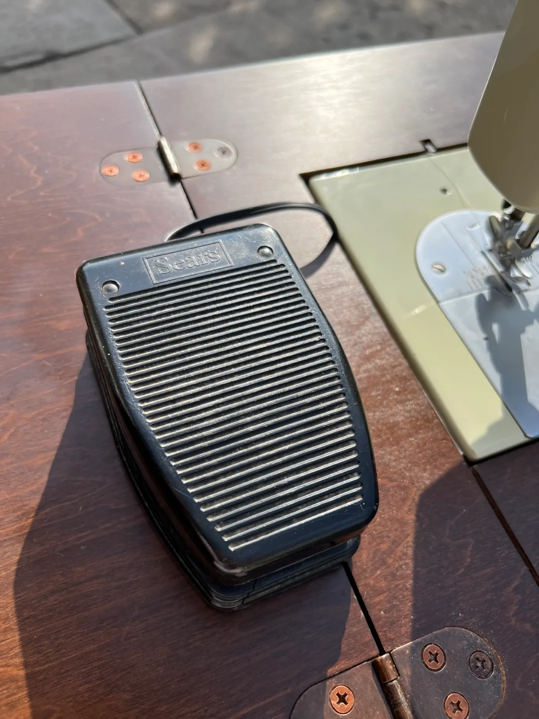 Sears Kenmore Sewing Machine with Table image indicator(7)