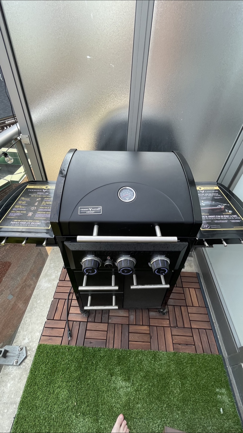 Vermont Castings Ascent Electric BBQ