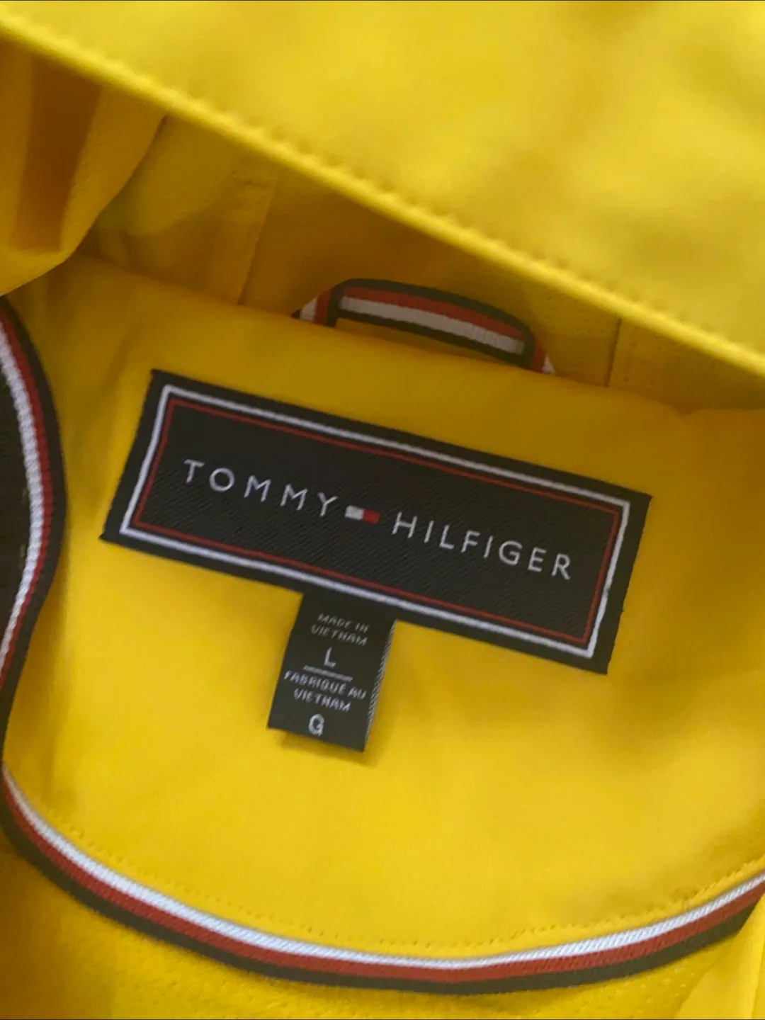 Tommy Hilfiger Yellow Rain Jacket - Size L image indicator(3)