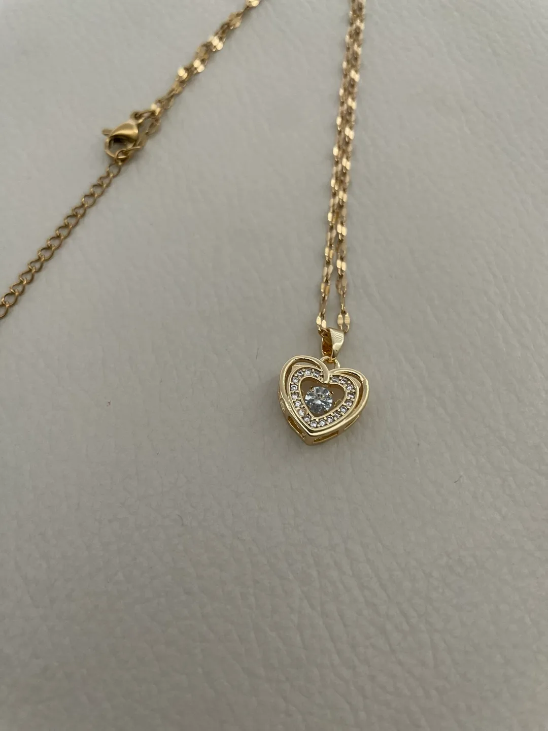 18K Gold PVD Center of My Heart Necklace image indicator(7)