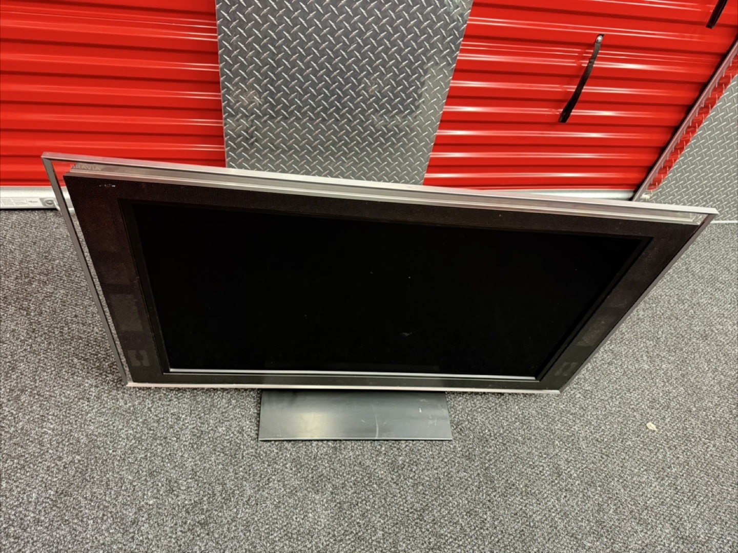 Sony Bravia KDL-40XBR4 40" LCD Color TV - photo 3