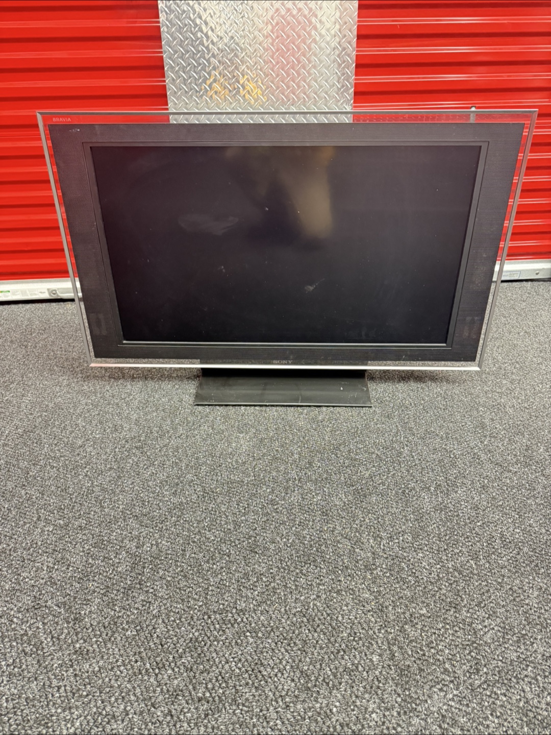 Sony Bravia KDL-40XBR4 40" LCD Color TV - photo 2
