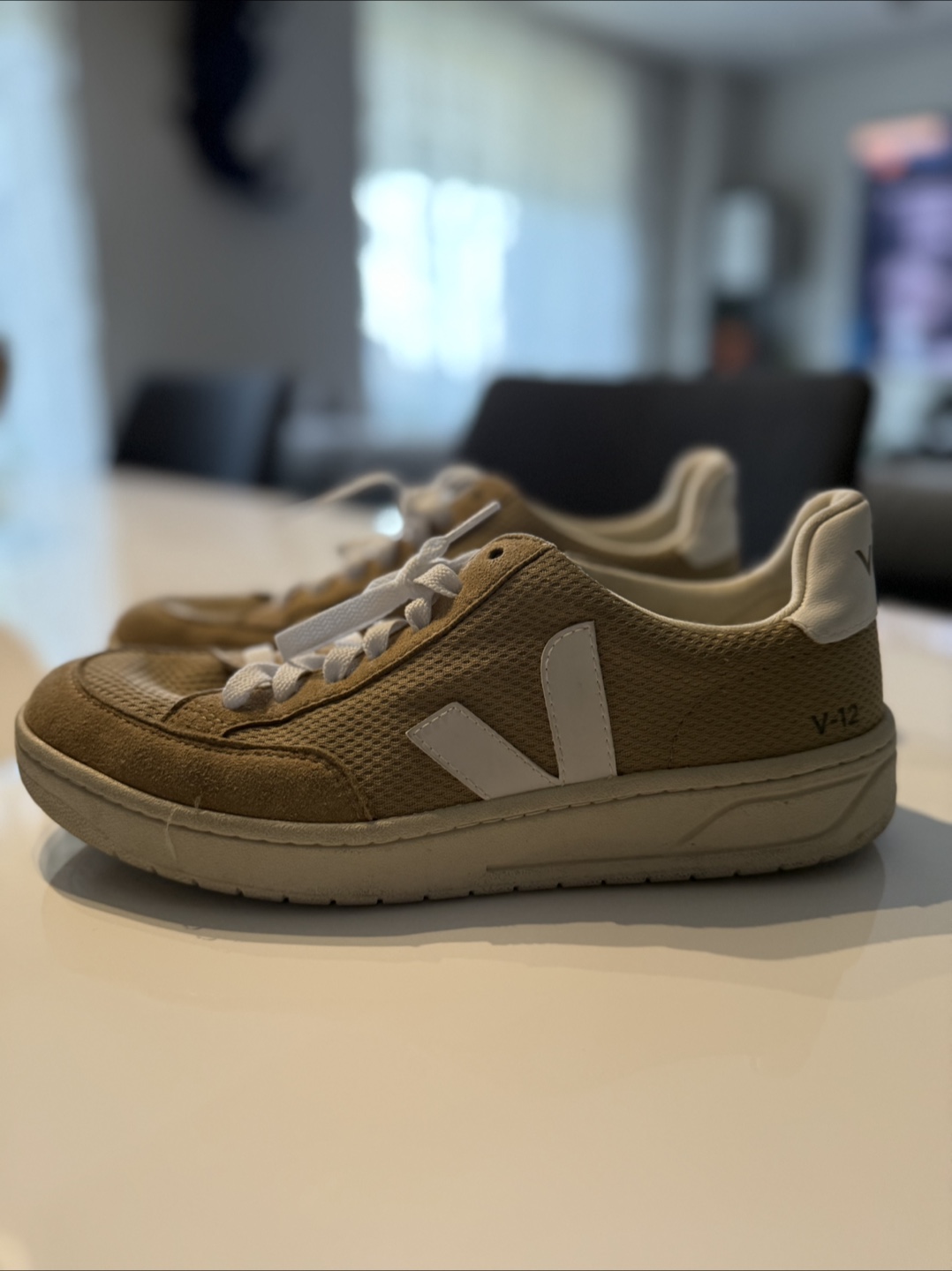 Veja V-12 Sneakers - photo 4