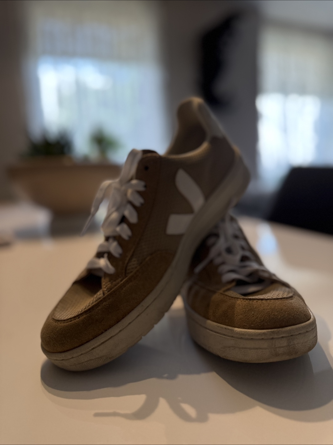 Veja V-12 Sneakers - photo 2