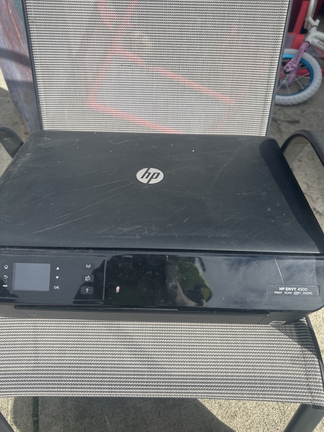 HP Envy 4500 Printer & Staples Shredder