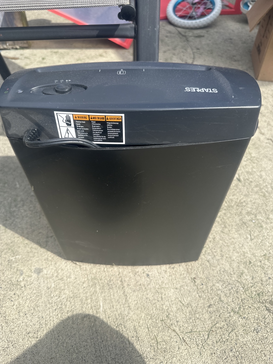 HP Envy 4500 Printer & Staples Shredder - photo 3