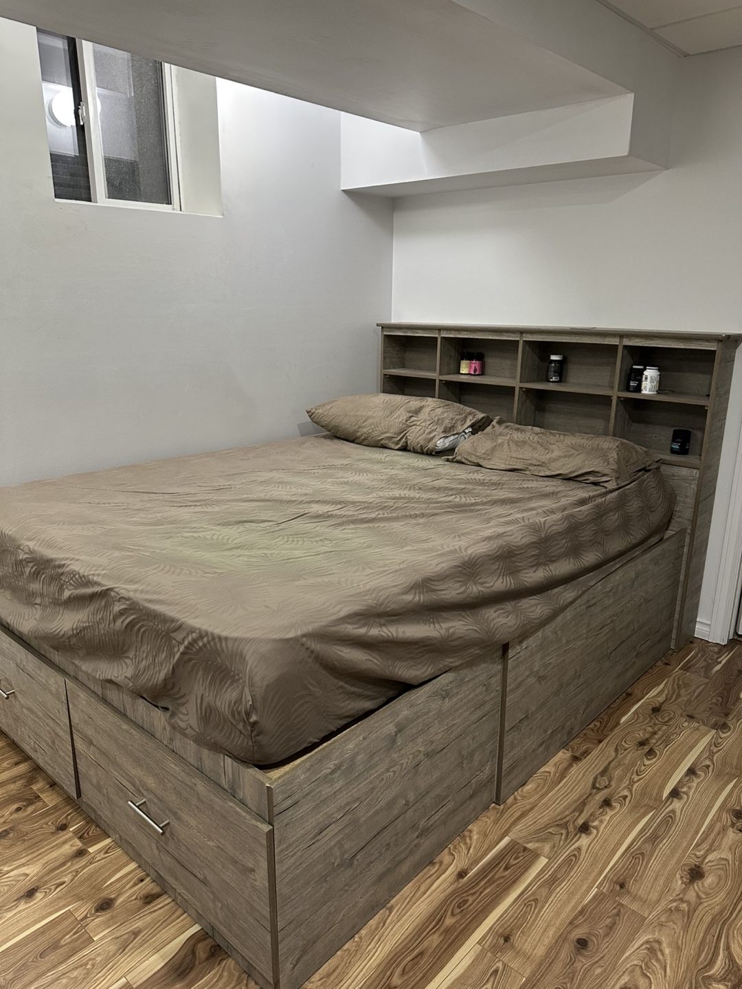 Queen Size Bed with Storage