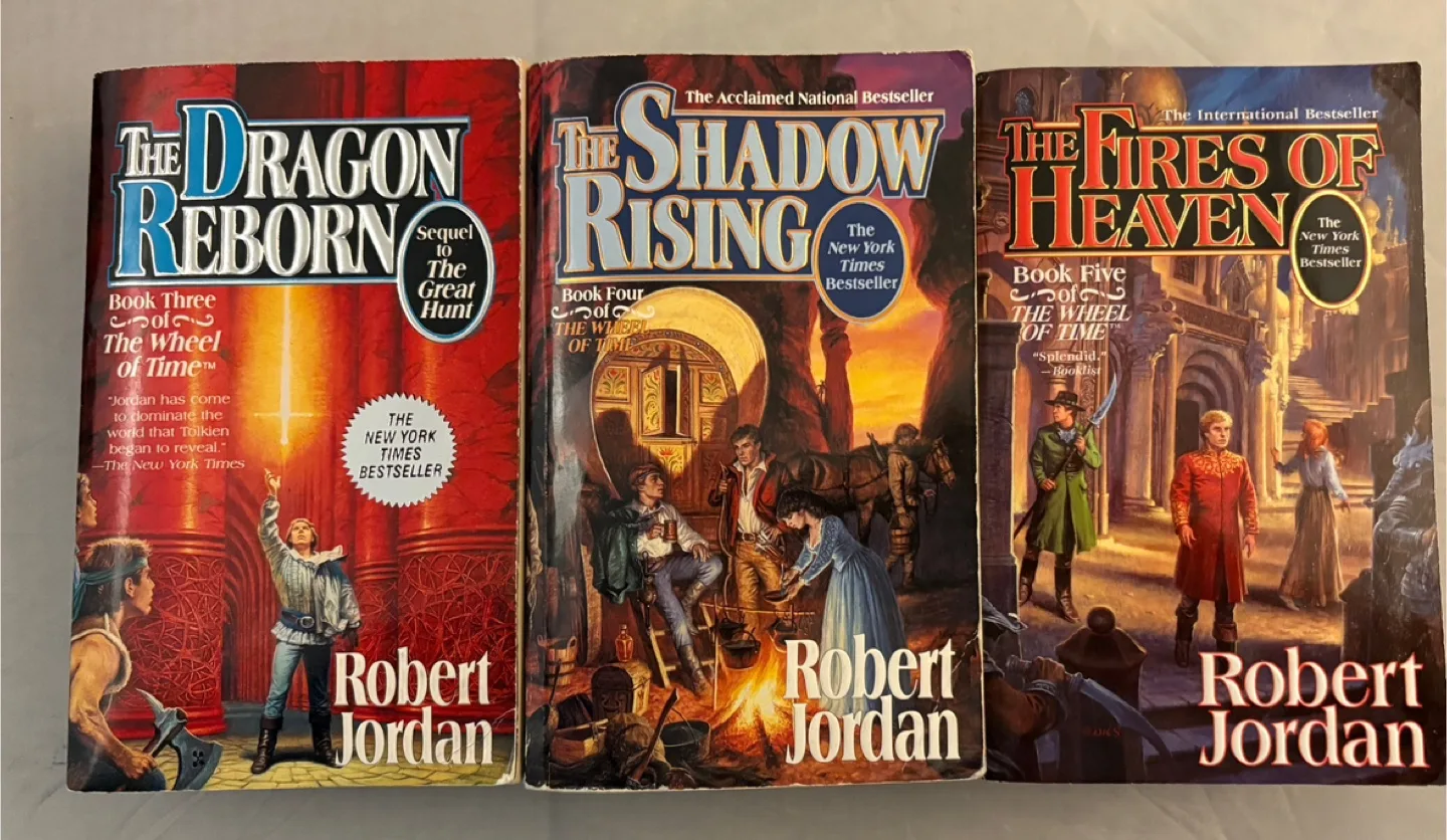 Robert Jordan Wheel of Time Book Series image indicator(2)