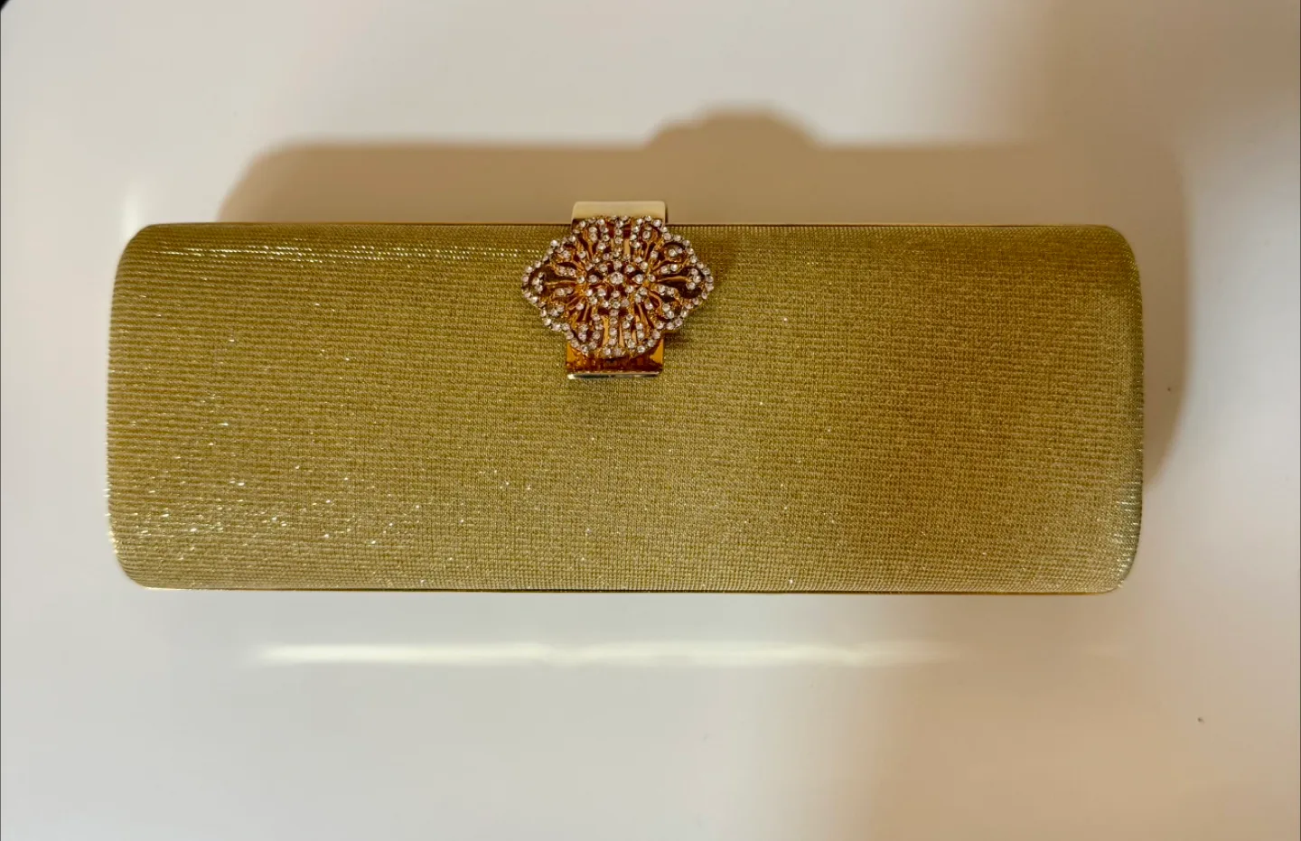 Gold Clutch with Chain Strap image indicator(3)