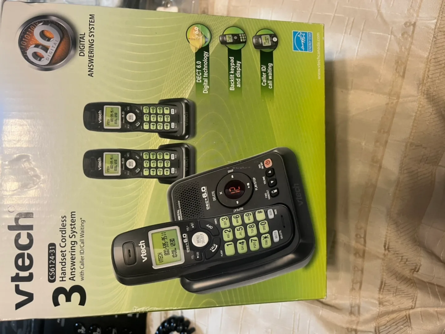 VTech CS6124-31 Cordless Answering System thumbnail