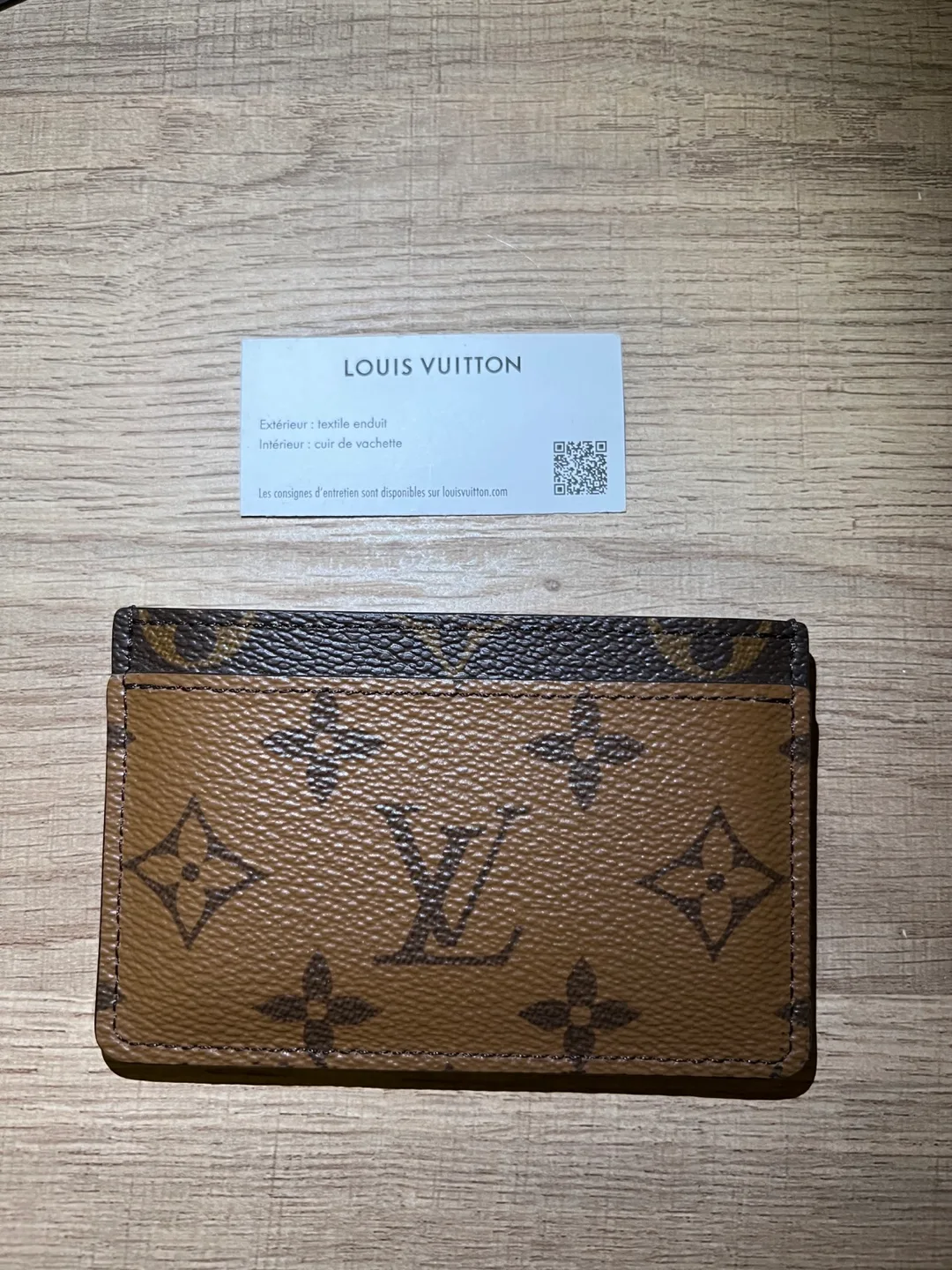 Louis Vuitton Monogram Card Holder image indicator(4)