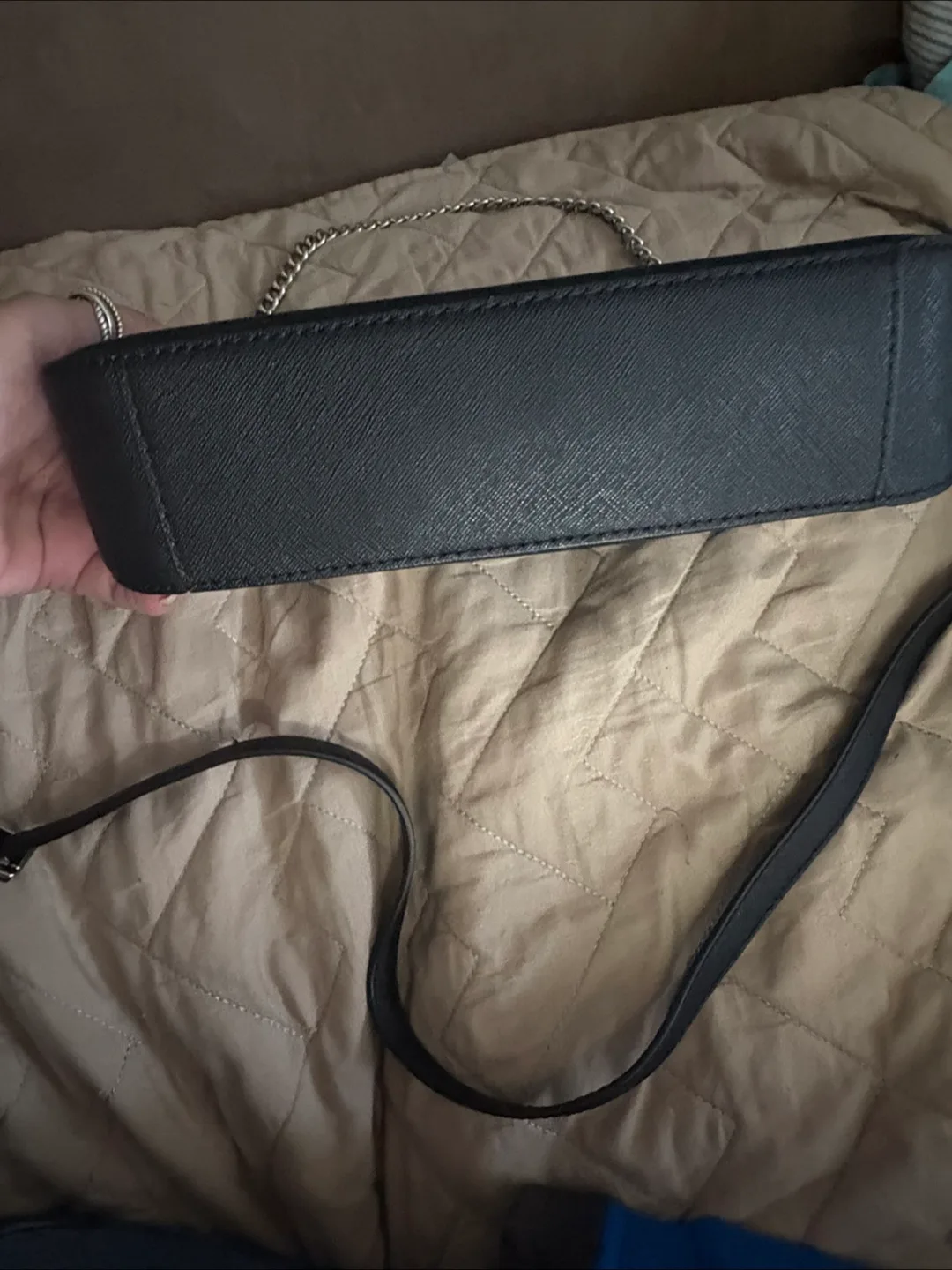 Michael Kors Black leather Crossbody Bag image indicator(2)