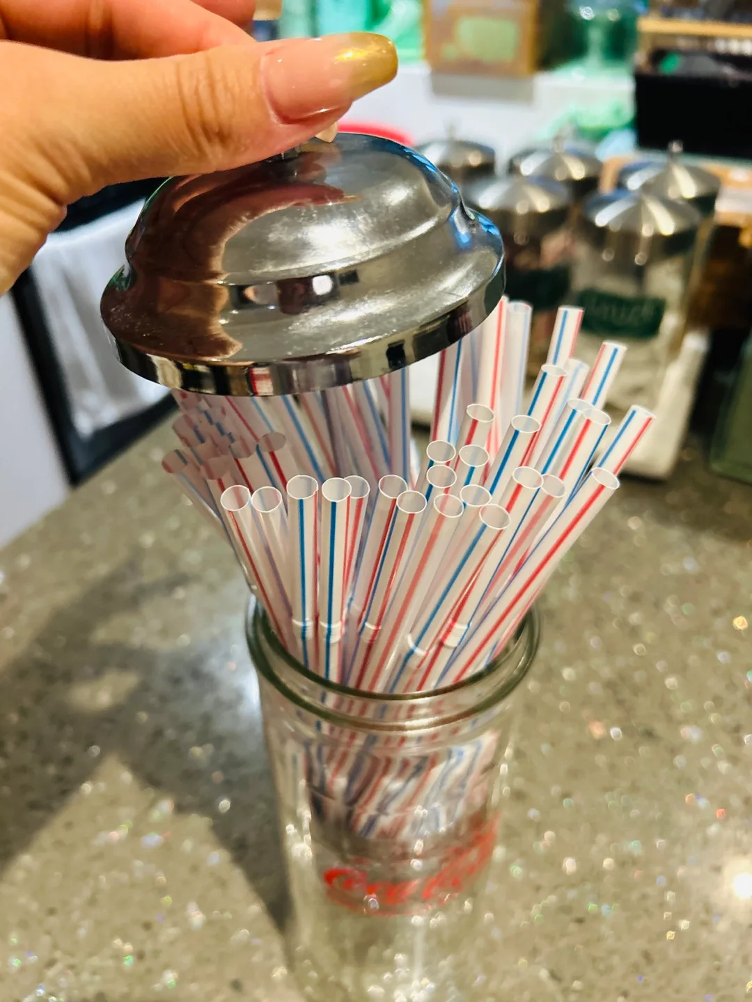 Coca-Cola Straw Holder Dispenser image indicator(2)