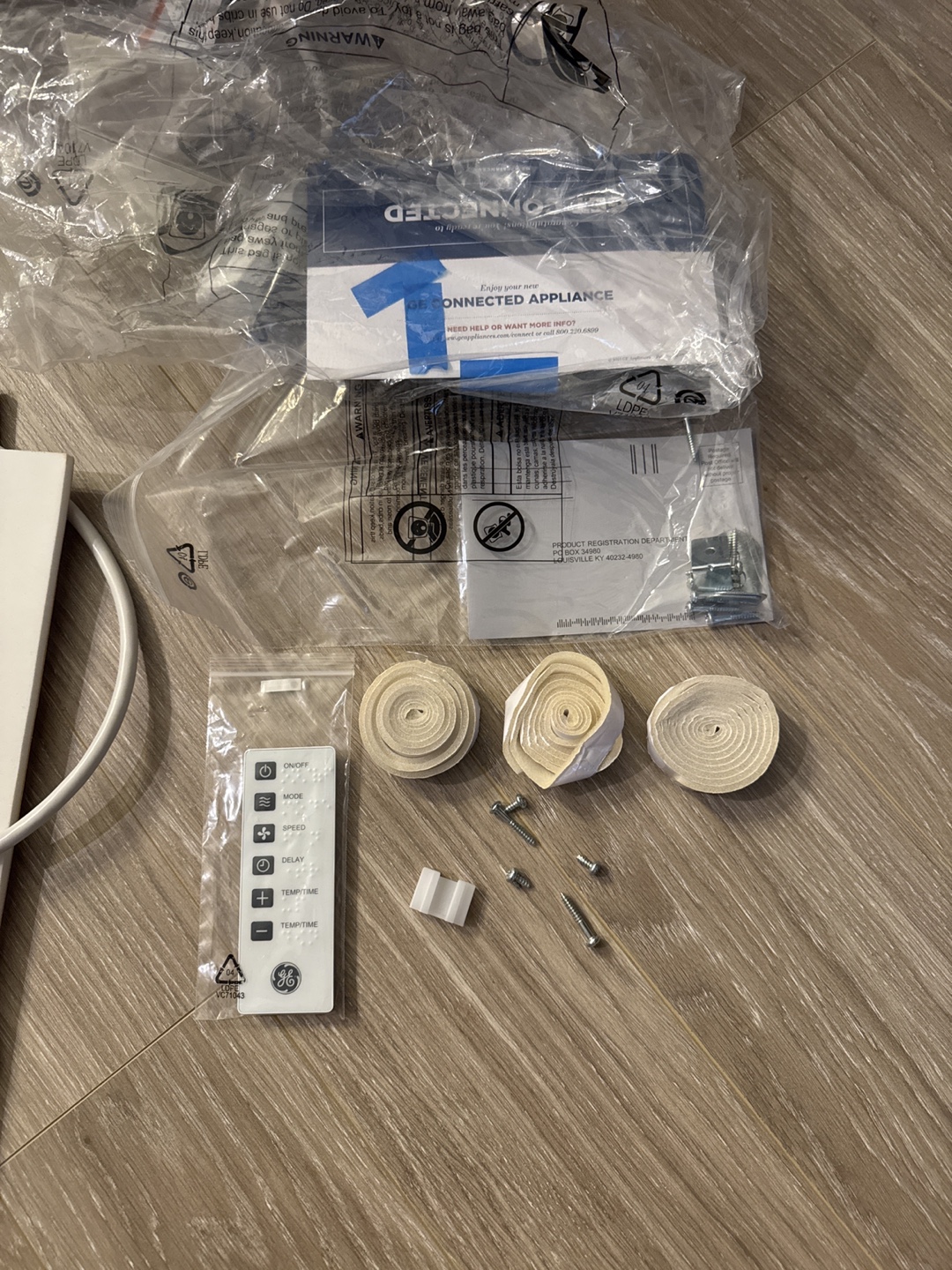 GE Smart Room Air Conditioner - photo 4