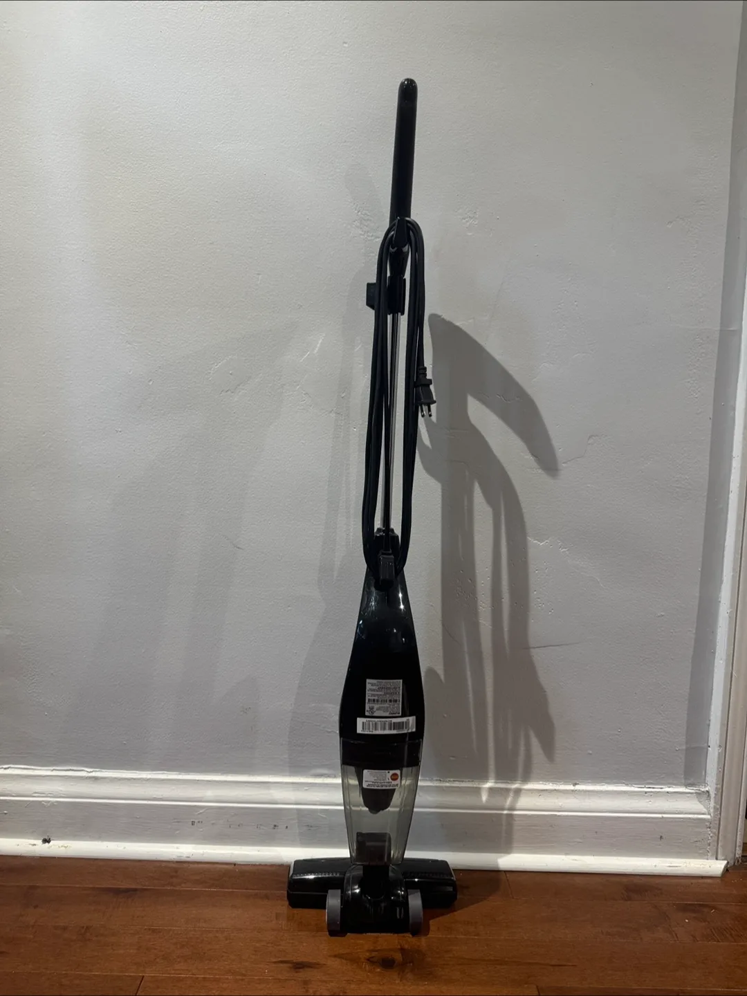 Eureka Lightweight Stick Vacuum - Black image indicator(3)