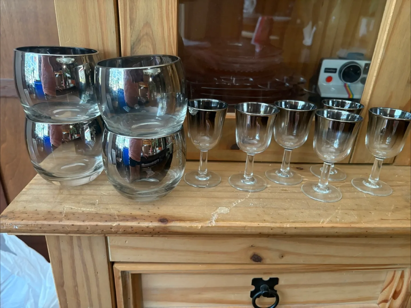 Assorted Glassware Sets image indicator(4)