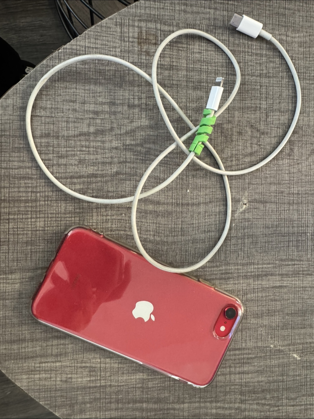 iPhone SE (128GB, Red) + Free Lightning Cable - photo 2