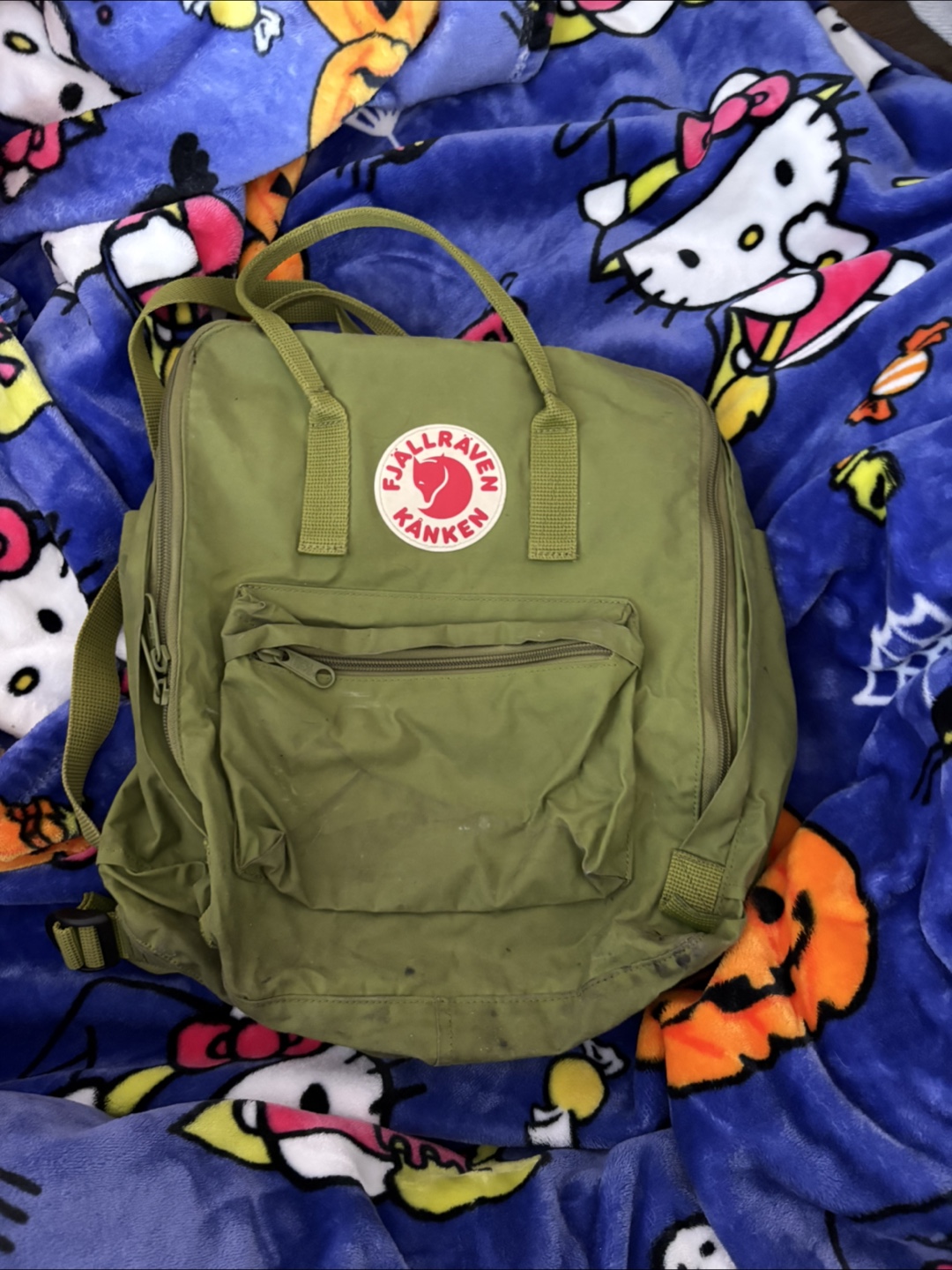 Fjallraven Kanken Backpack Olive Green