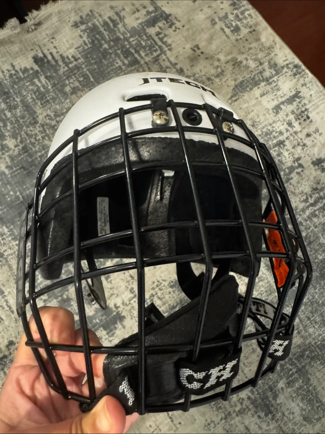 ITECH RBE III Junior Hockey Helmet thumbnail